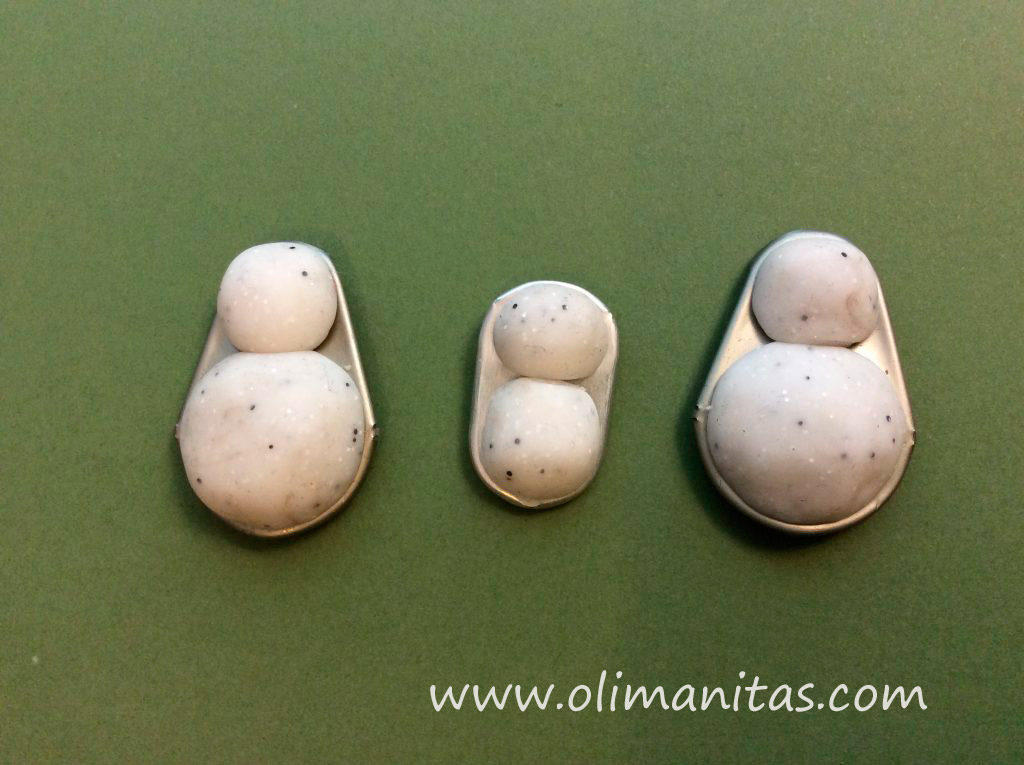 Figuras ya horneadas y endurecidas