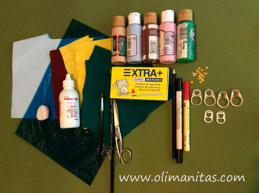 Materiales para portal de Belén reciclado