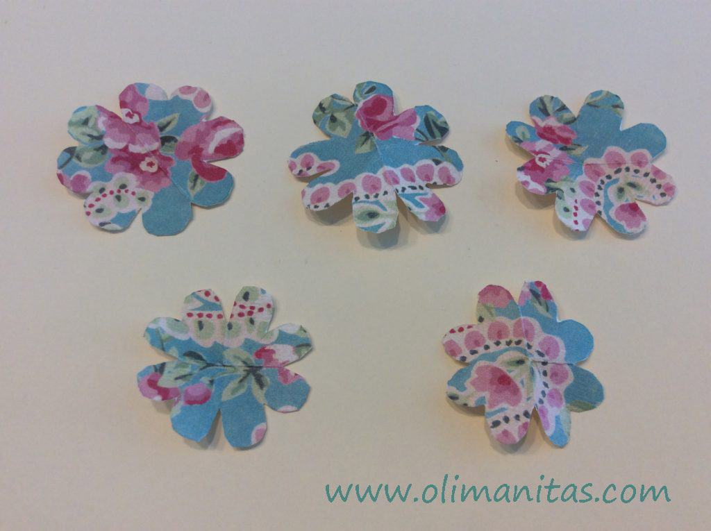 COMO HACER FLORES DE PAPEL PEQUEÑAS - OLIMANITAS COMO HACER FLORES DE PAPEL PEQUEÑAS - OLIMANITAS