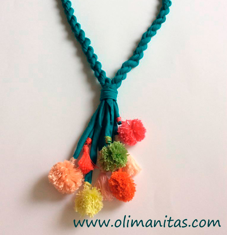 COLLAR DE TRAPILLO