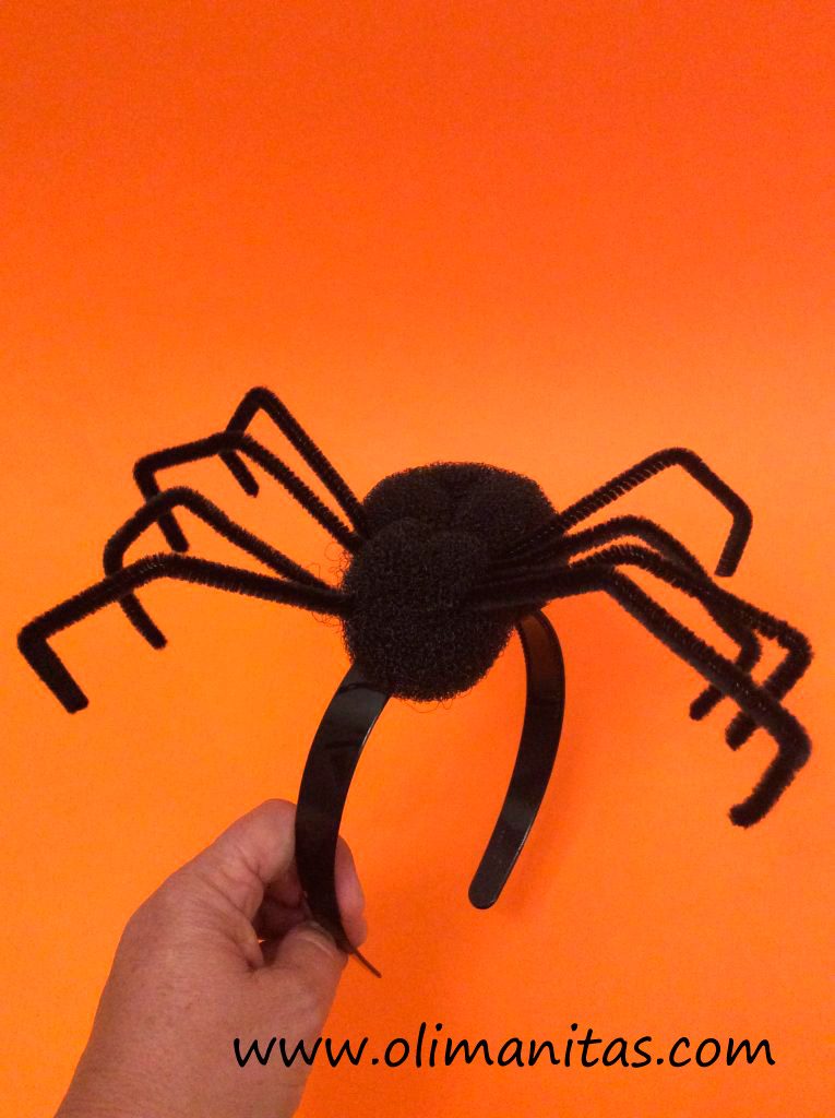 Pasada de araña de Halloween terminada