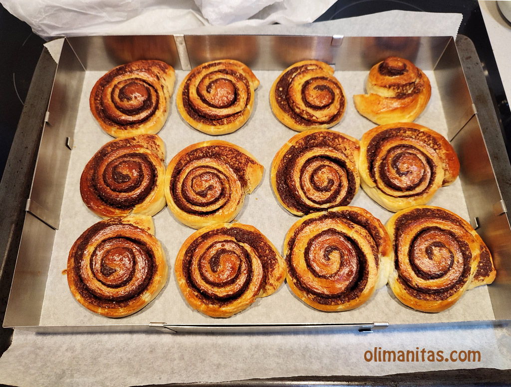 Y mira que pinta mas deliciosa tienen los Cinnamon Rolls o rollos de canela recién salidos del horno.